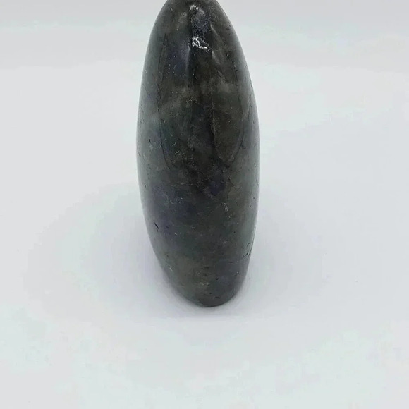 Labradorite - Picture 2 of 4